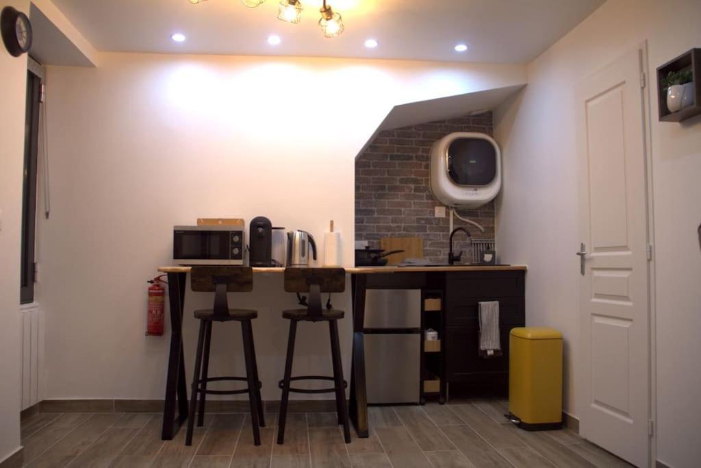 Logement Cosy - Proche Du Prado ブールジュ エクステリア 写真